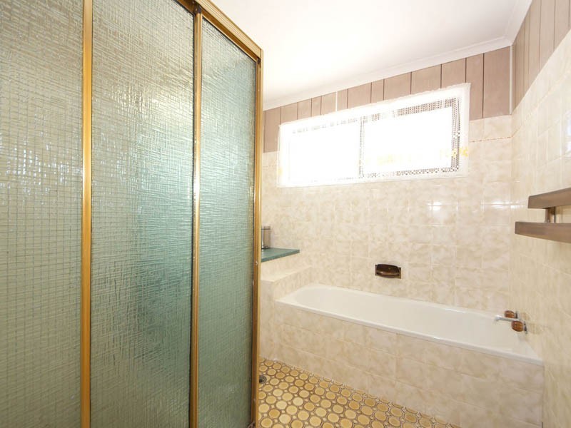 5 Crane Street, Bongaree QLD 4507