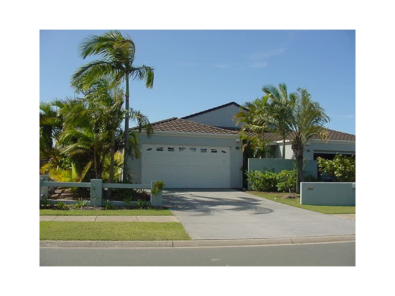 2/50 Pacific Drive, Banksia Beach QLD 4507