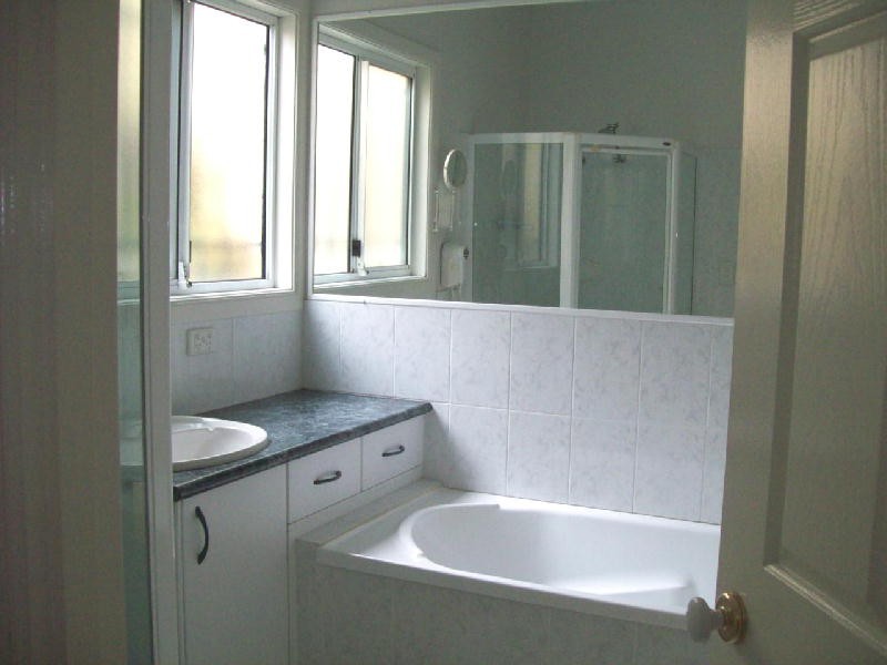 2/50 Pacific Drive, Banksia Beach QLD 4507