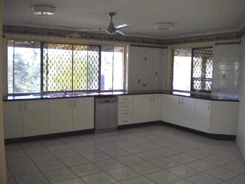 14 Hoya Crescent, Bongaree QLD 4507