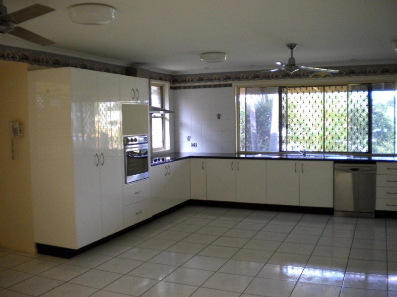 14 Hoya Crescent, Bongaree QLD 4507