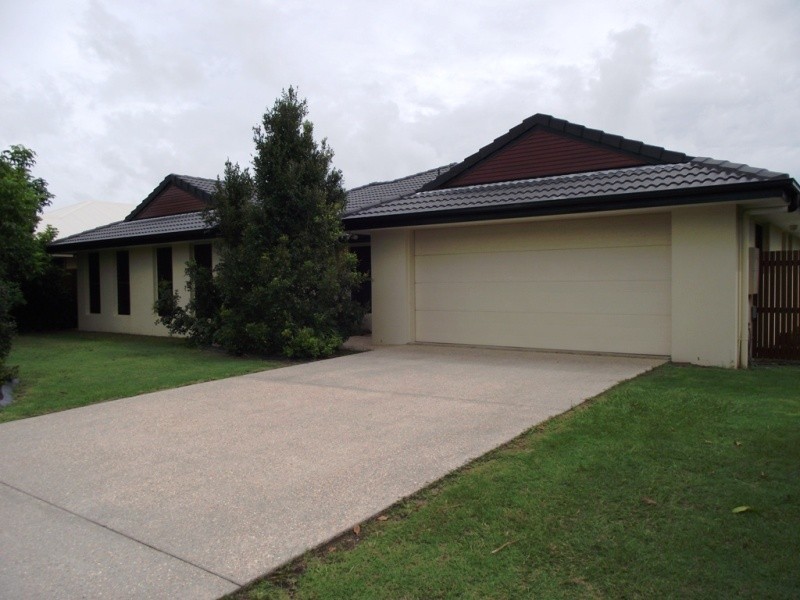 78  Kakadu Circuit, Banksia Beach QLD 4507