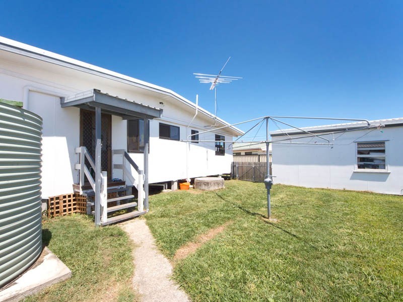 105 Cotterill Avenue, Bongaree QLD 4507