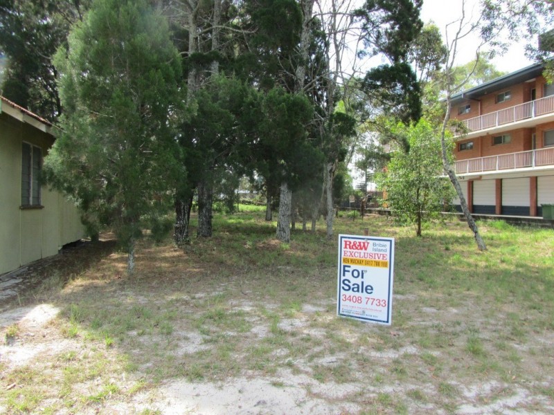 9-11 Ferguson Avenue, Bongaree QLD 4507
