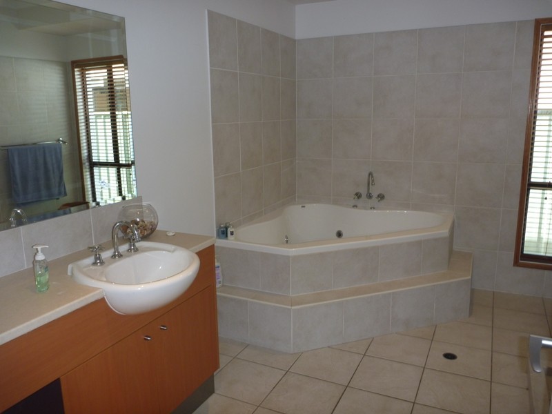 21 Protea Drive, Bongaree QLD 4507