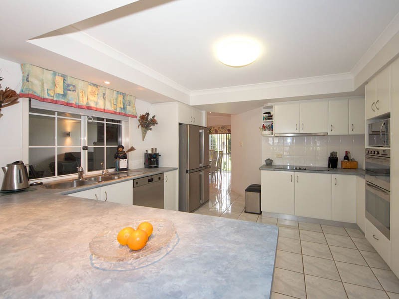 2 Windward Place, Banksia Beach QLD 4507