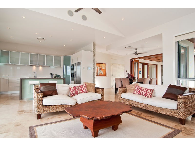 161 Marina Boulevarde, Banksia Beach QLD 4507