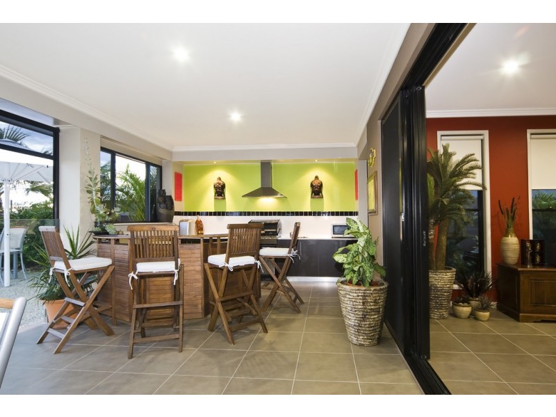 20 Teal Boulevarde, Banksia Beach QLD 4507