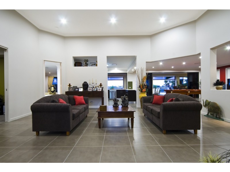 20 Teal Boulevarde, Banksia Beach QLD 4507