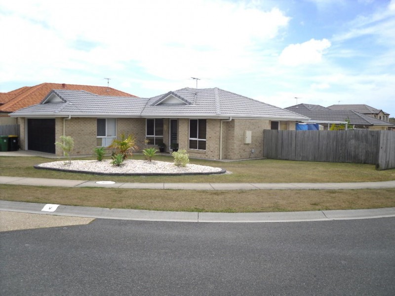 54 Mossman Way, Sandstone Point QLD 4511