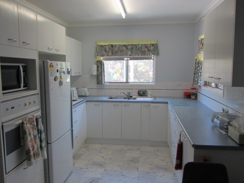 54 Spowers Street, Bongaree QLD 4507