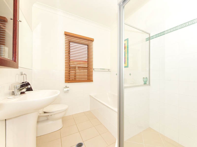 38 Island Parade, Banksia Beach QLD 4507