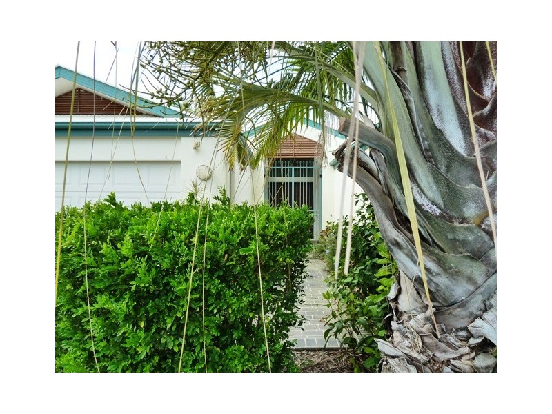 10 Pacific Drive, Banksia Beach QLD 4507