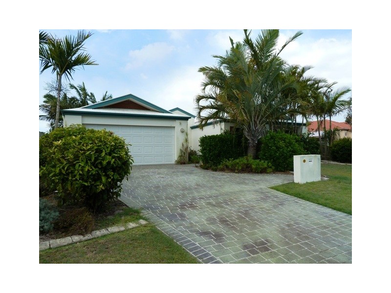 10 Pacific Drive, Banksia Beach QLD 4507