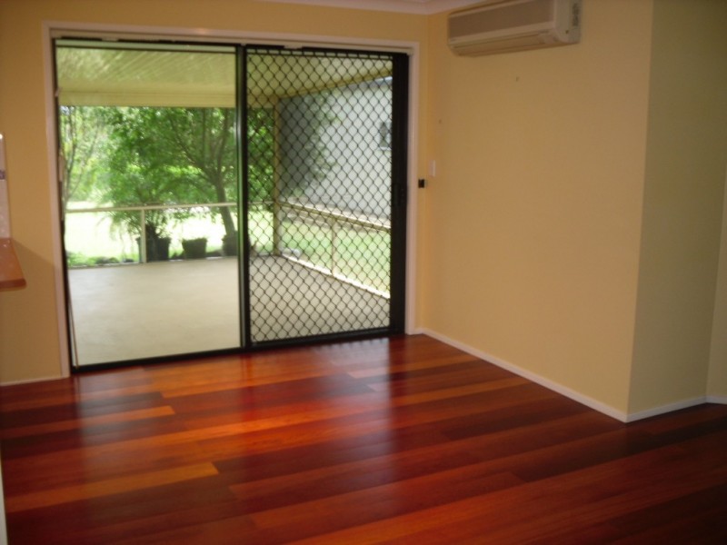 21 Wrenaus Way, Ningi QLD 4511