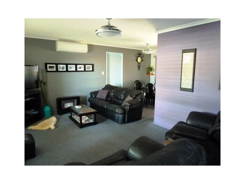 4 Violet Court, Bongaree QLD 4507