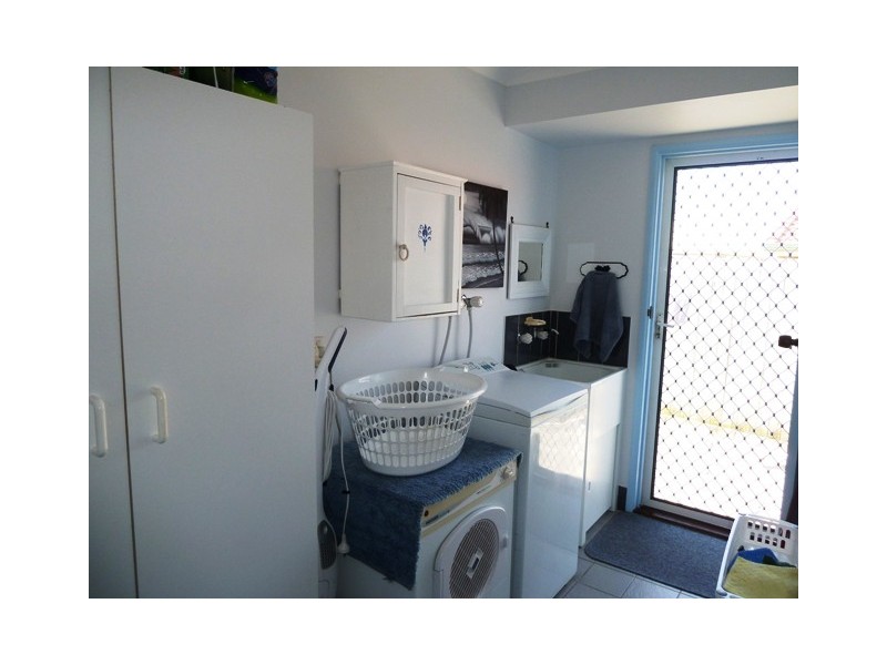4 Violet Court, Bongaree QLD 4507