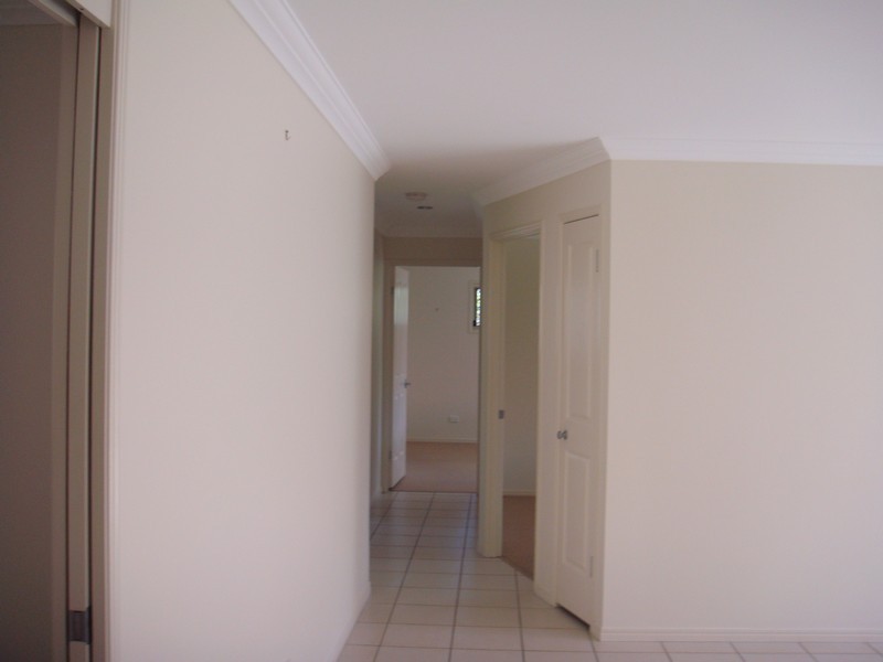 28 Corrimal Place, Sandstone Point QLD 4511