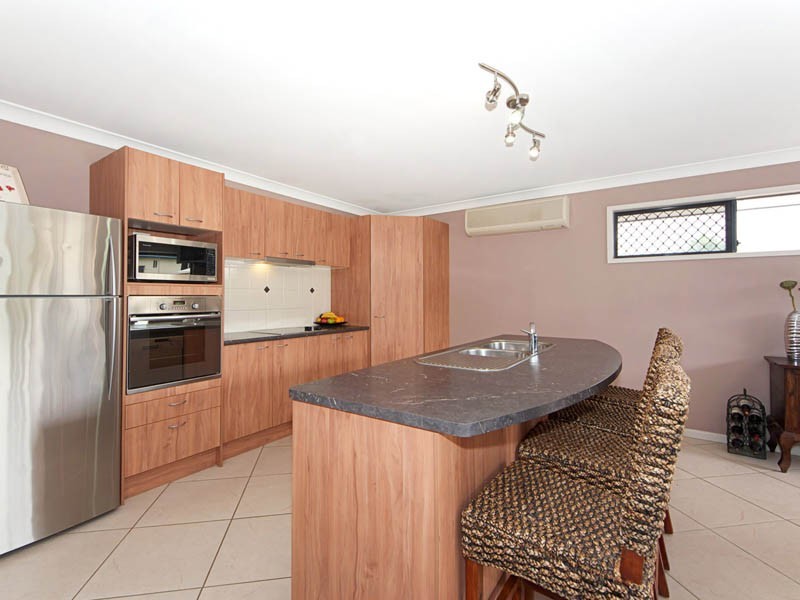 33 Teal Boulevarde, Banksia Beach QLD 4507