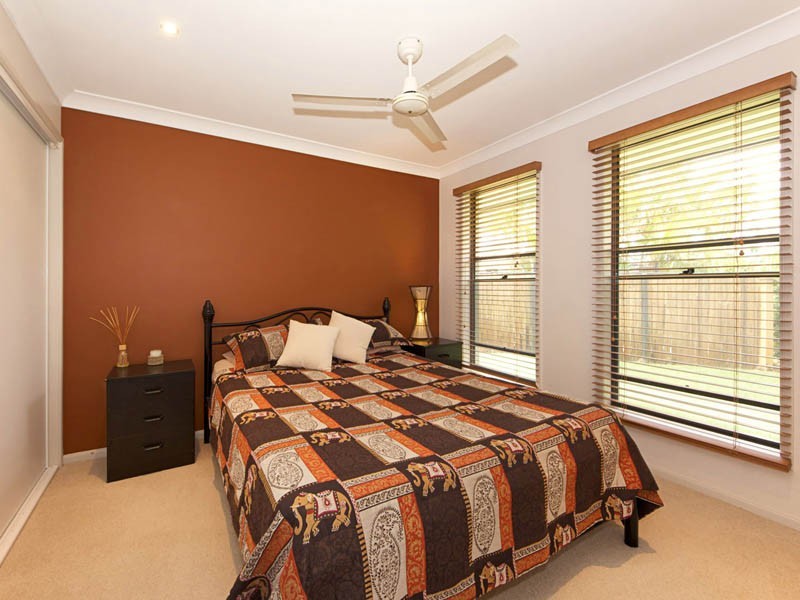 33 Teal Boulevarde, Banksia Beach QLD 4507