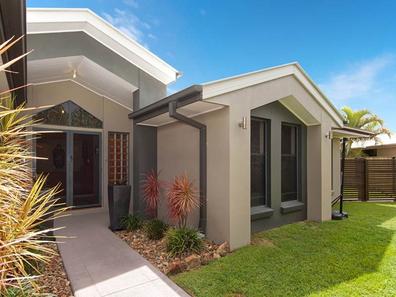 33 Teal Boulevarde, Banksia Beach QLD 4507