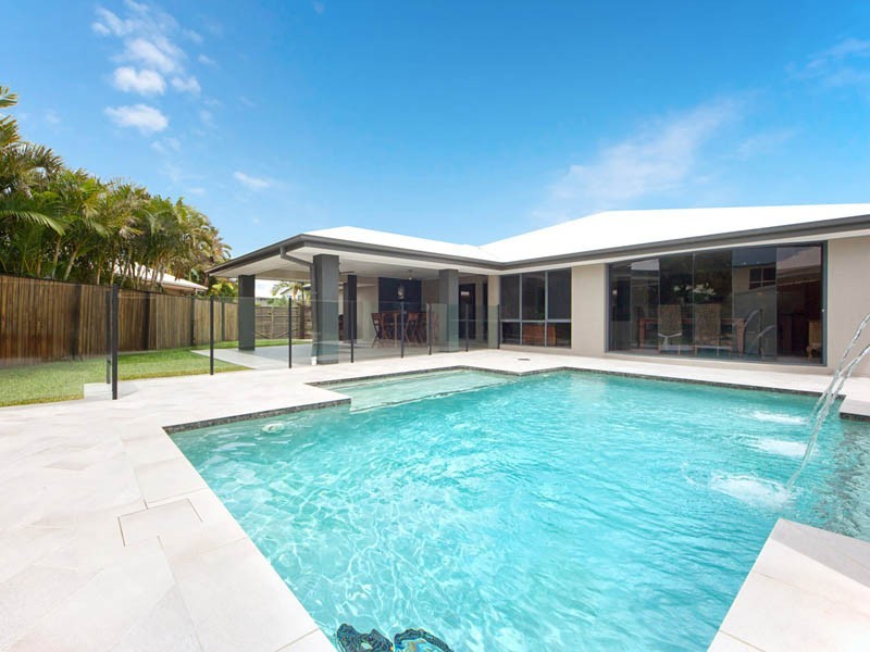 33 Teal Boulevarde, Banksia Beach QLD 4507