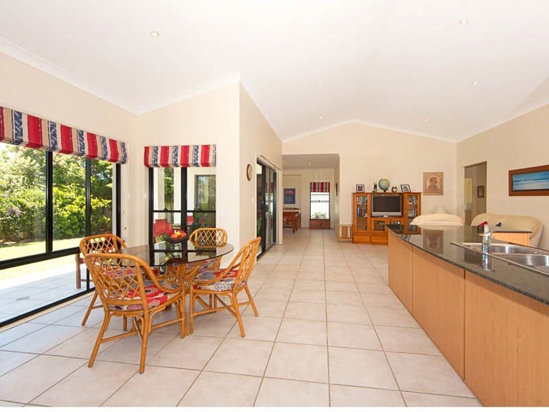 19 Kakadu Circuit, Banksia Beach QLD 4507