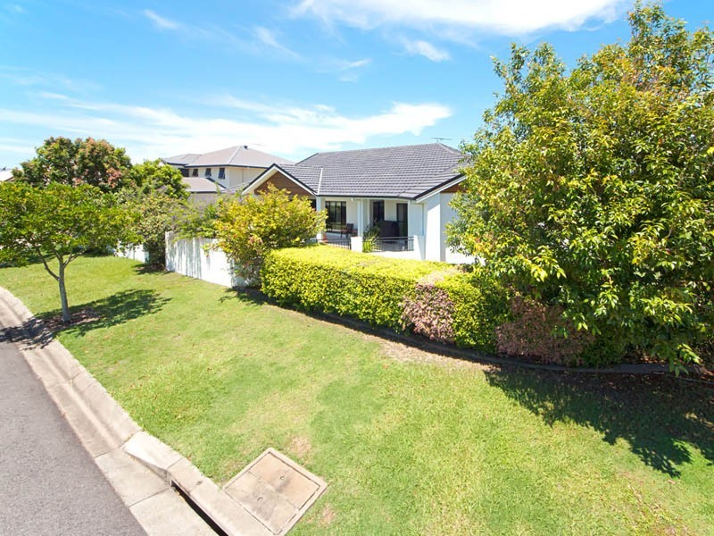 19 Kakadu Circuit, Banksia Beach QLD 4507