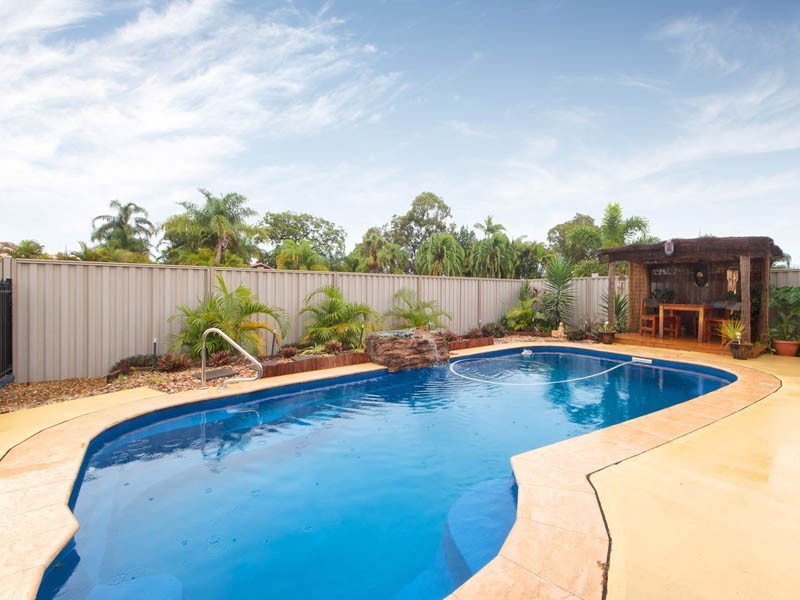 2 Barklya Crescent, Bongaree QLD 4507