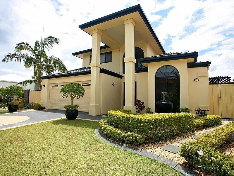 16 Catamaran Court, Banksia Beach QLD 4507