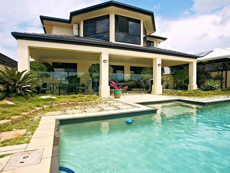 16 Catamaran Court, Banksia Beach QLD 4507