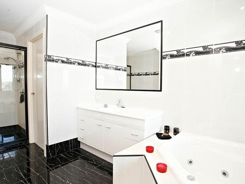 16 Catamaran Court, Banksia Beach QLD 4507