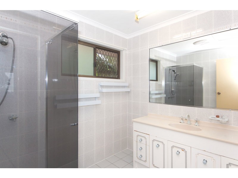 25 The Boulevarde, Bongaree QLD 4507