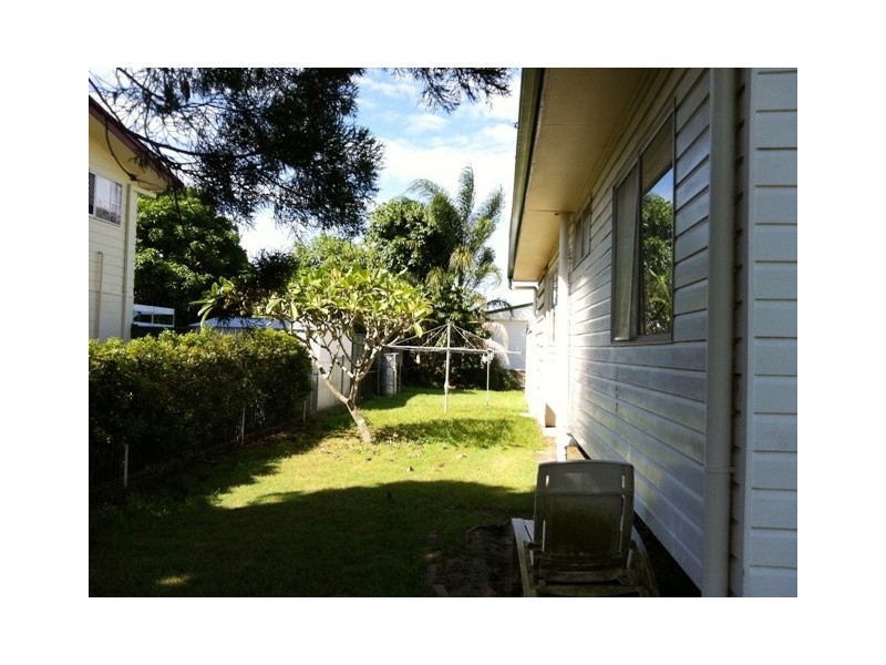 1 Clipper Street, Bongaree QLD 4507