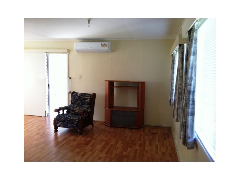 1 Clipper Street, Bongaree QLD 4507