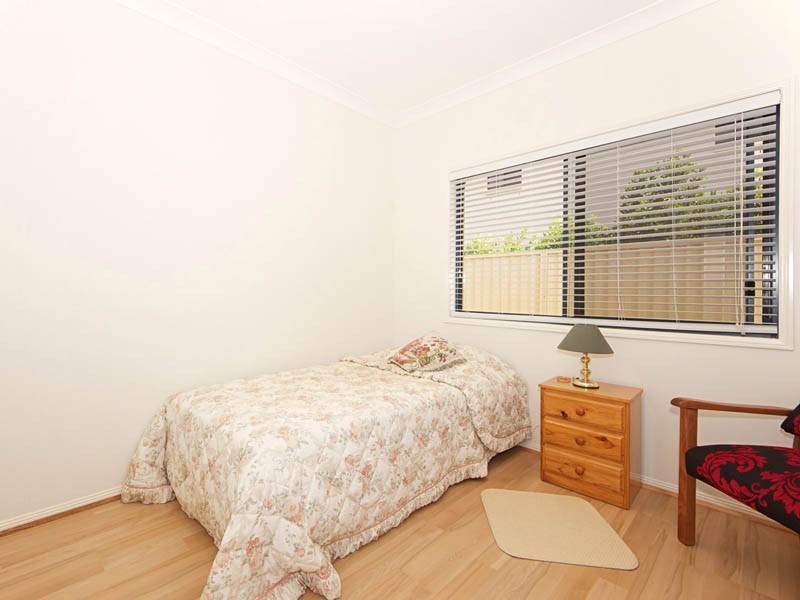 5 Fulmar Crescent, Banksia Beach QLD 4507