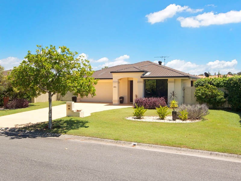 151 Endeavour Drive, Banksia Beach QLD 4507