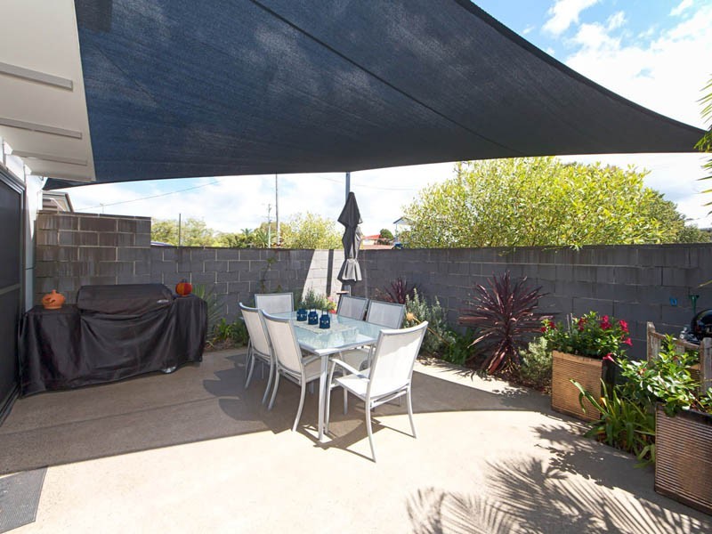 1-14 Hall Avenue, Bongaree QLD 4507