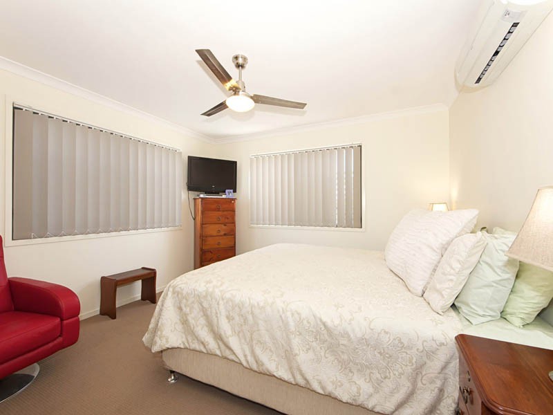 1-14 Hall Avenue, Bongaree QLD 4507