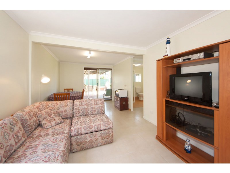 20 Hazell Avenue, Banksia Beach QLD 4507