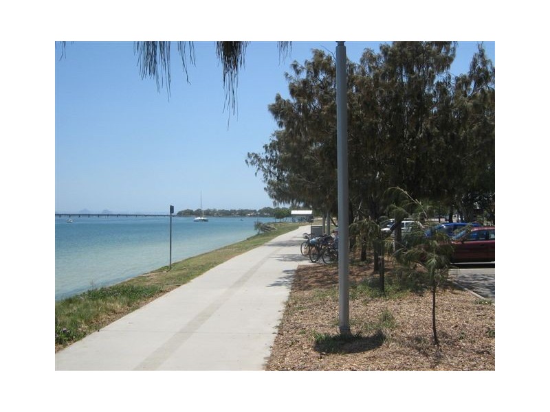 2/95 Welsby Parade, Bongaree QLD 4507