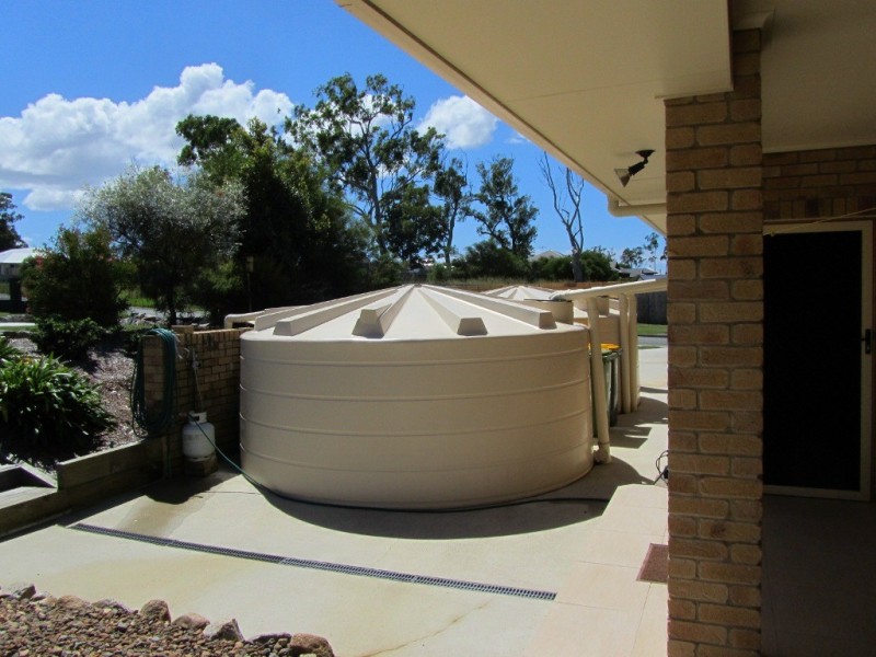 1-5 Barr Place, Ningi QLD 4511