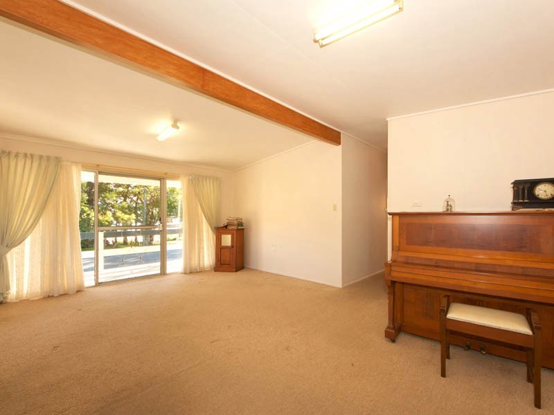 143 Sylvan Beach Esplanade, Bellara QLD 4507