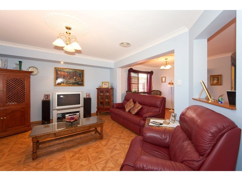 10 Avoca Esplanade, Sandstone Point QLD 4511