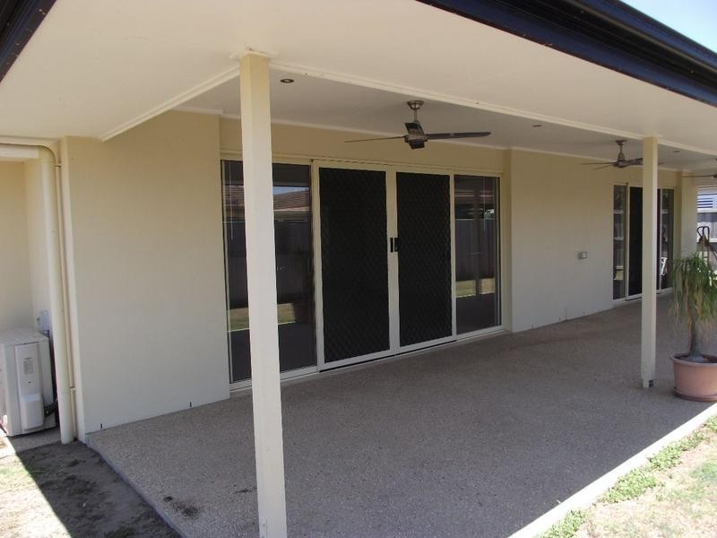 78 Kakadu Circuit, Banksia Beach QLD 4507