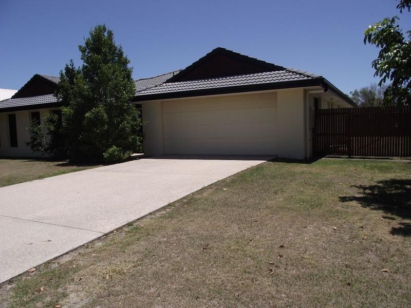 78 Kakadu Circuit, Banksia Beach QLD 4507