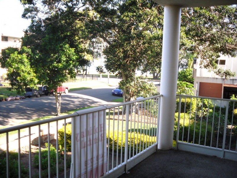 3/5 Wattle Avenue, Bongaree QLD 4507