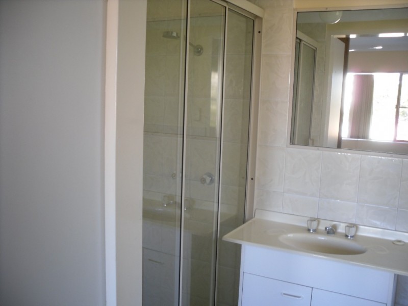 3/5 Wattle Avenue, Bongaree QLD 4507