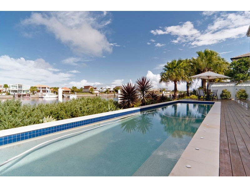 28 Teal Boulevarde, Banksia Beach QLD 4507