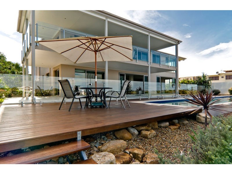 28 Teal Boulevarde, Banksia Beach QLD 4507